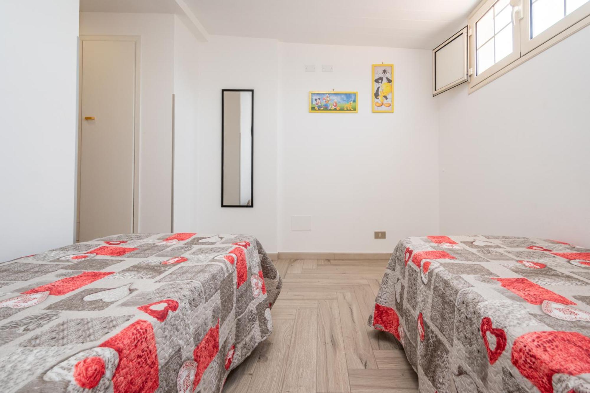 Villa Sole Mare Deluxe Campofelice Di Roccella Habitación foto