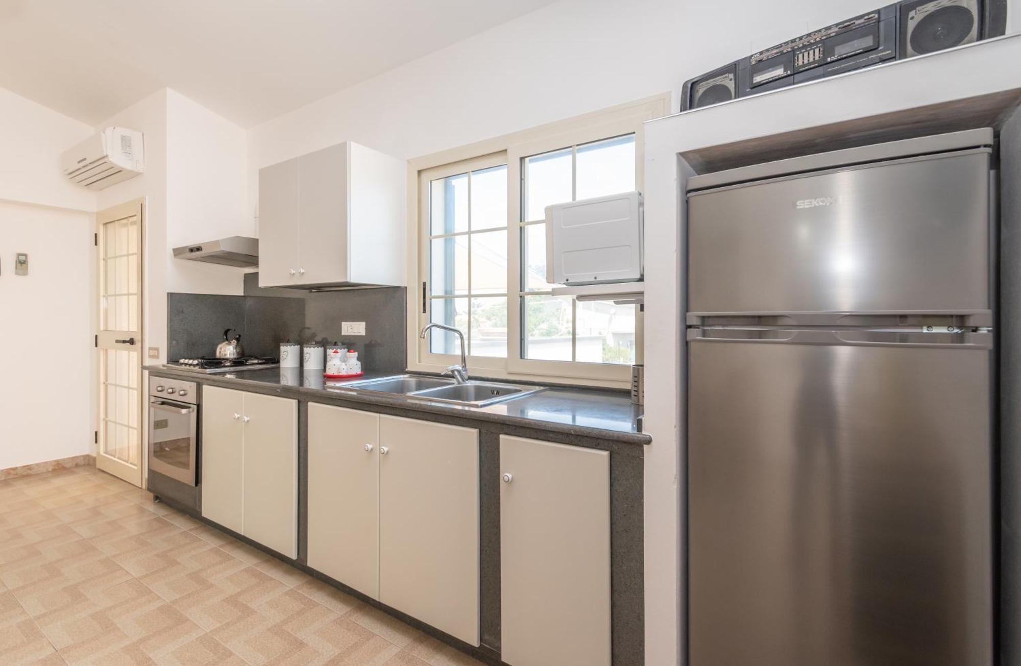 Villa Sole Mare Deluxe Campofelice Di Roccella Habitación foto